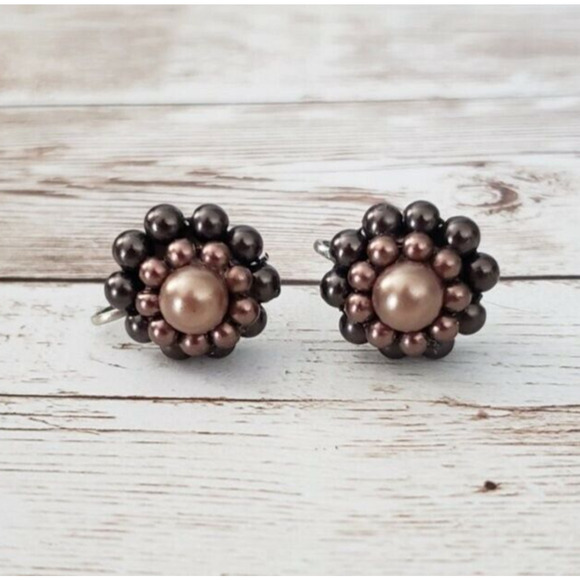 Vintage Screw On Earrings - Pretty Brown Tones Cluster - Picture 1 of 4